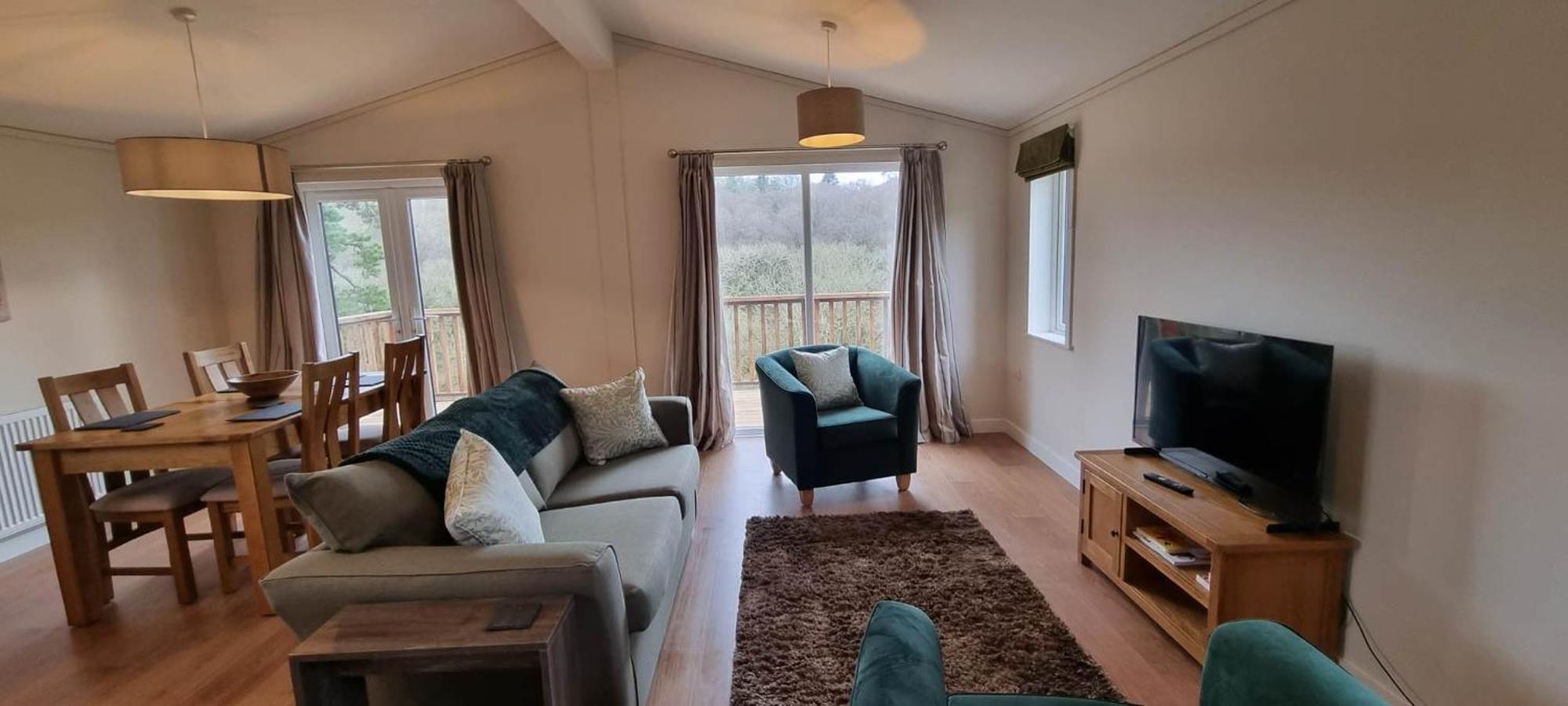 Two Bedroom In The Country - Oak, Stag, Acorn