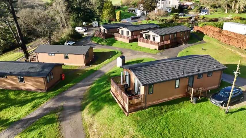 Two Bedroom In The Country - Oak, Stag, Acorn Holiday home *